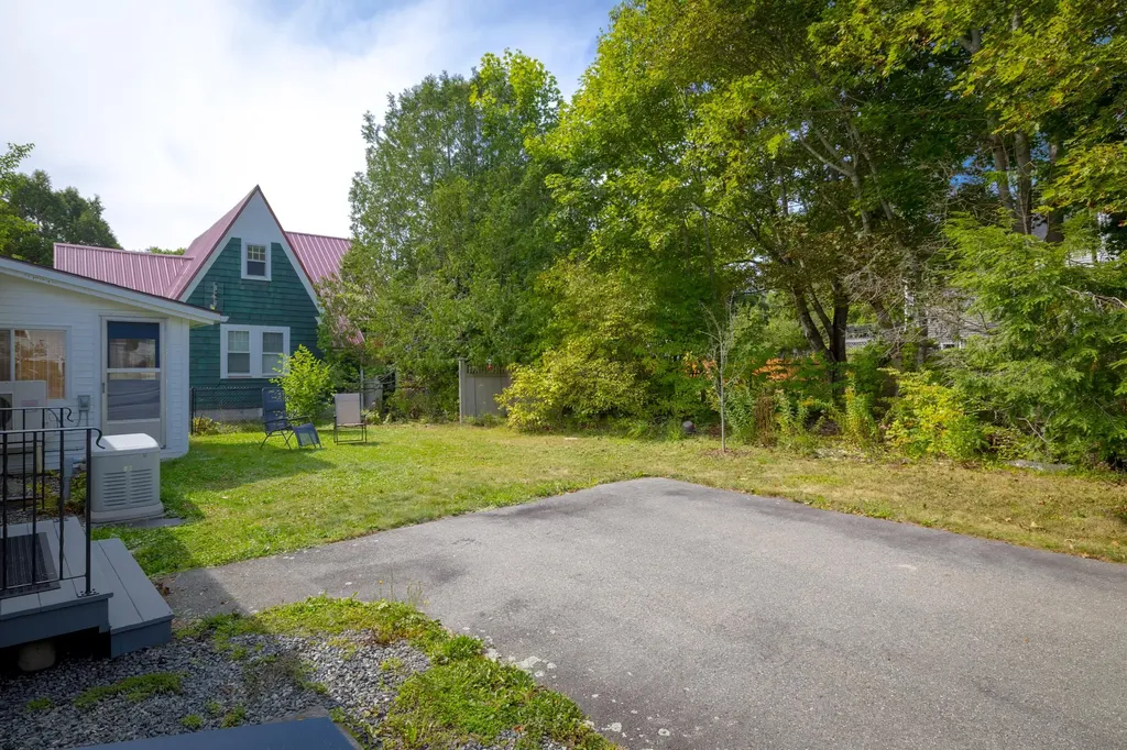 35 Maple Street Ellsworth ME 04605
