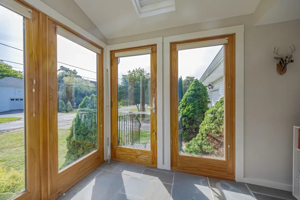 35 Maple Street Ellsworth ME 04605