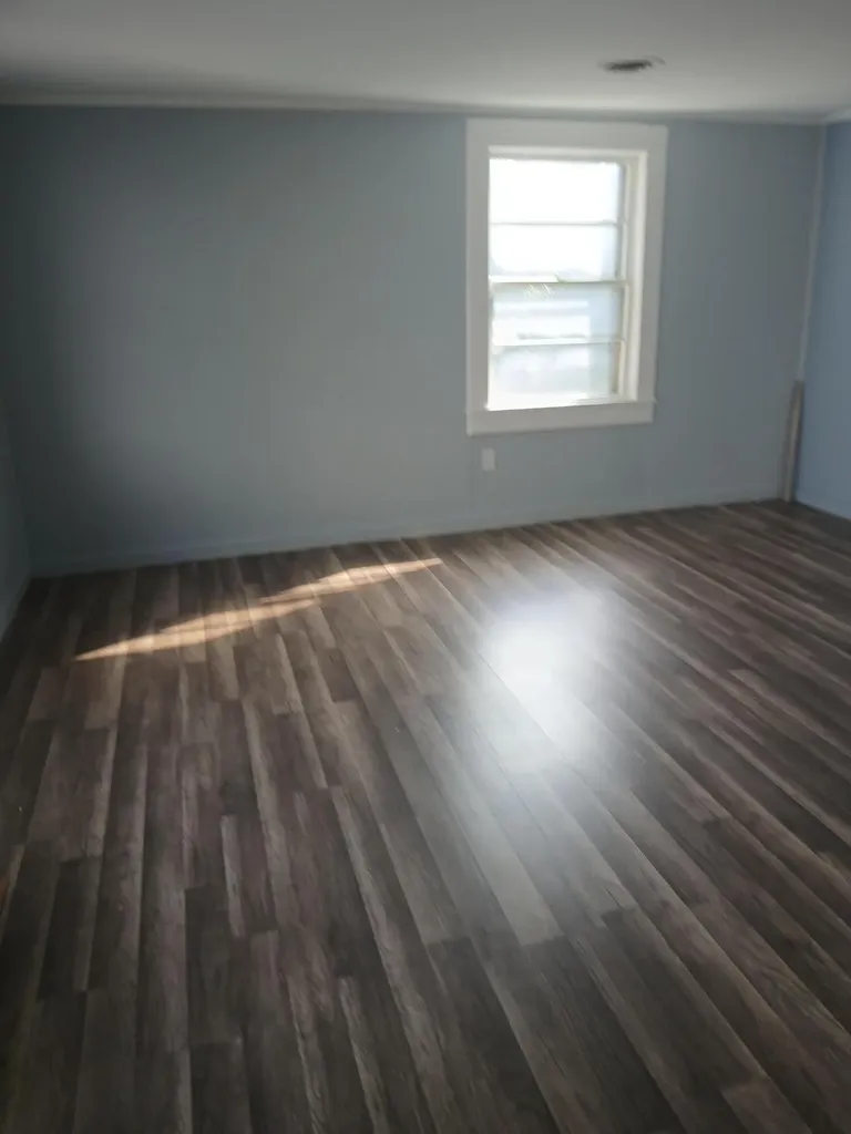 9 Lewiston Road Gray ME 04039