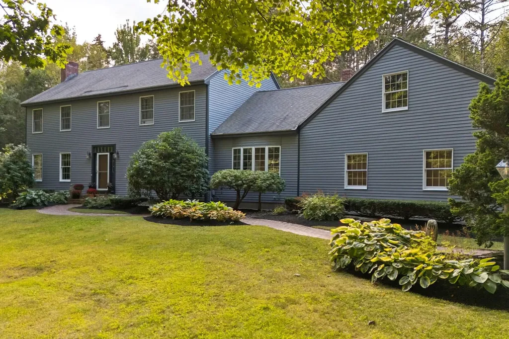 30 Stony Ridge Road Cumberland ME 04110