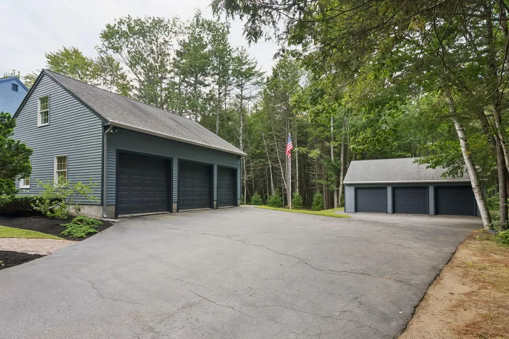 30 Stony Ridge Road Cumberland ME 04110