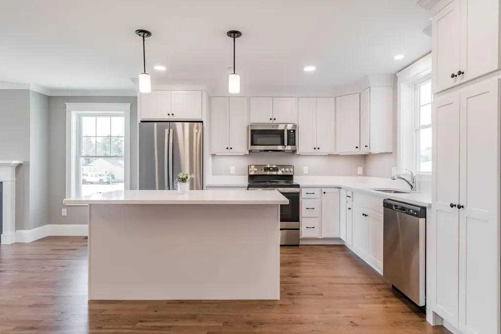 193 Falcon Crest Drive Gorham ME 04038