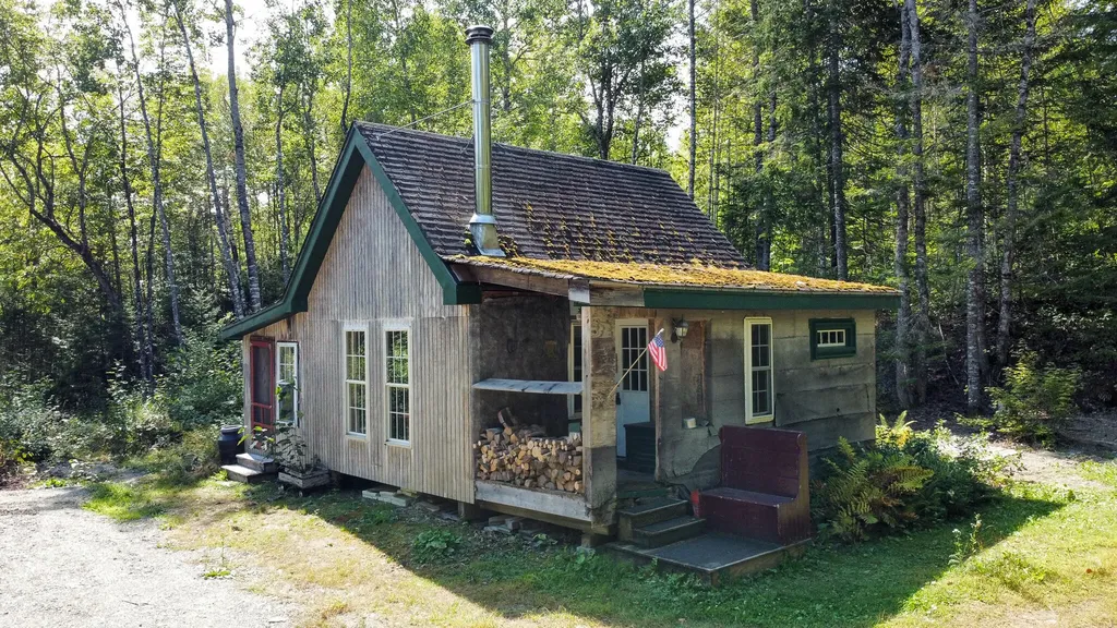 617 Seboeis Road Howland ME 04448