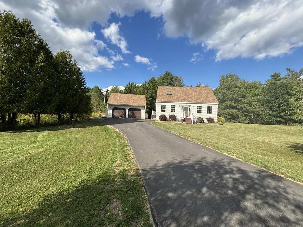 203 Stream Road Winterport ME 04496