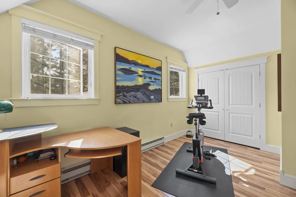 11 Island Lane Edgecomb ME 04556