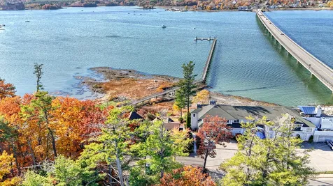 11 Island Lane Edgecomb ME 04556
