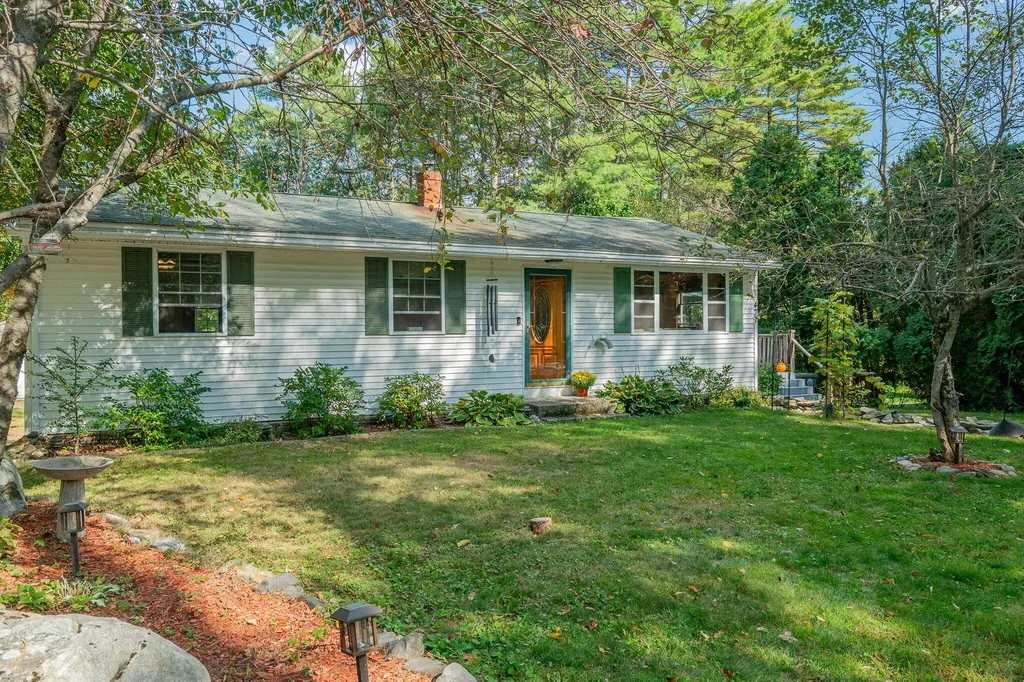 471 Duck Pond Road Westbrook ME 04092