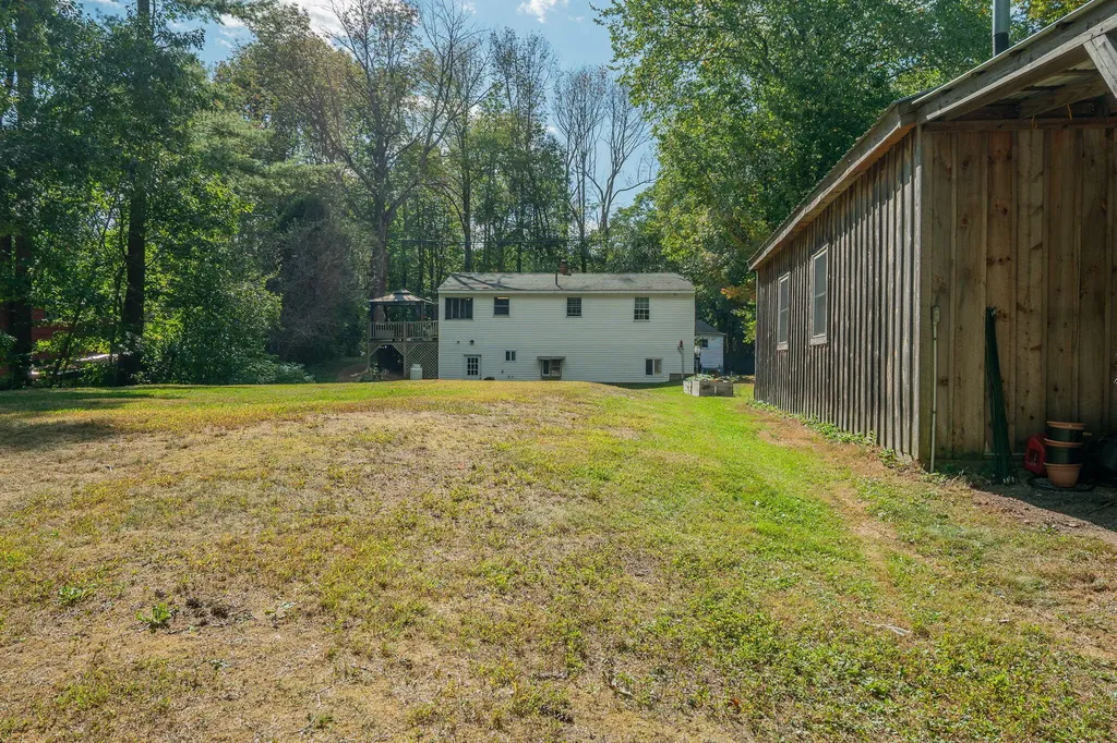 471 Duck Pond Road Westbrook ME 04092