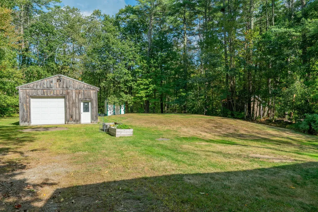 471 Duck Pond Road Westbrook ME 04092