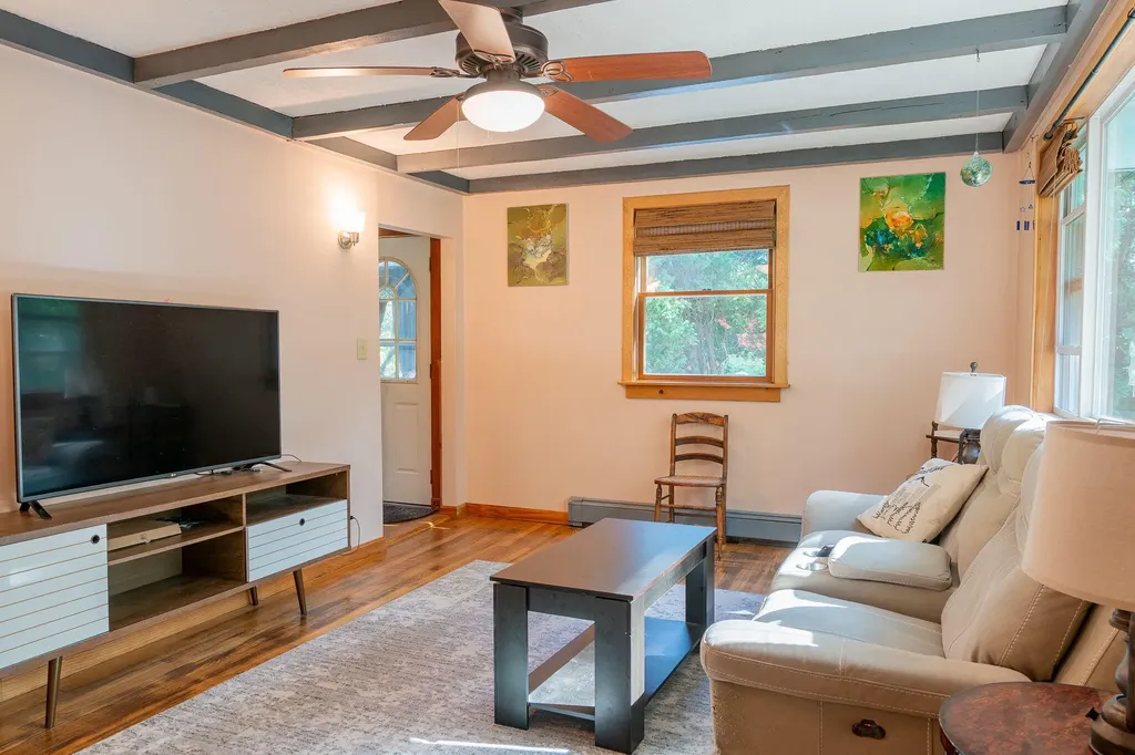 471 Duck Pond Road Westbrook ME 04092