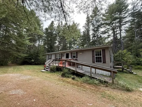 8 Wesson Lane Macwahoc Plt ME 04451