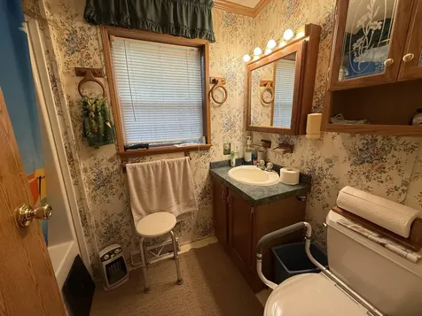 8 Wesson Lane Macwahoc Plt ME 04451
