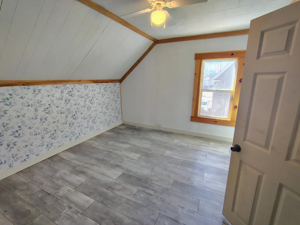 10 Rangeley Place Rumford ME 04276