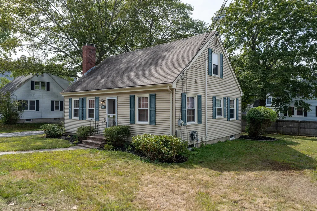 124 Westbrook Street South Portland ME 04106