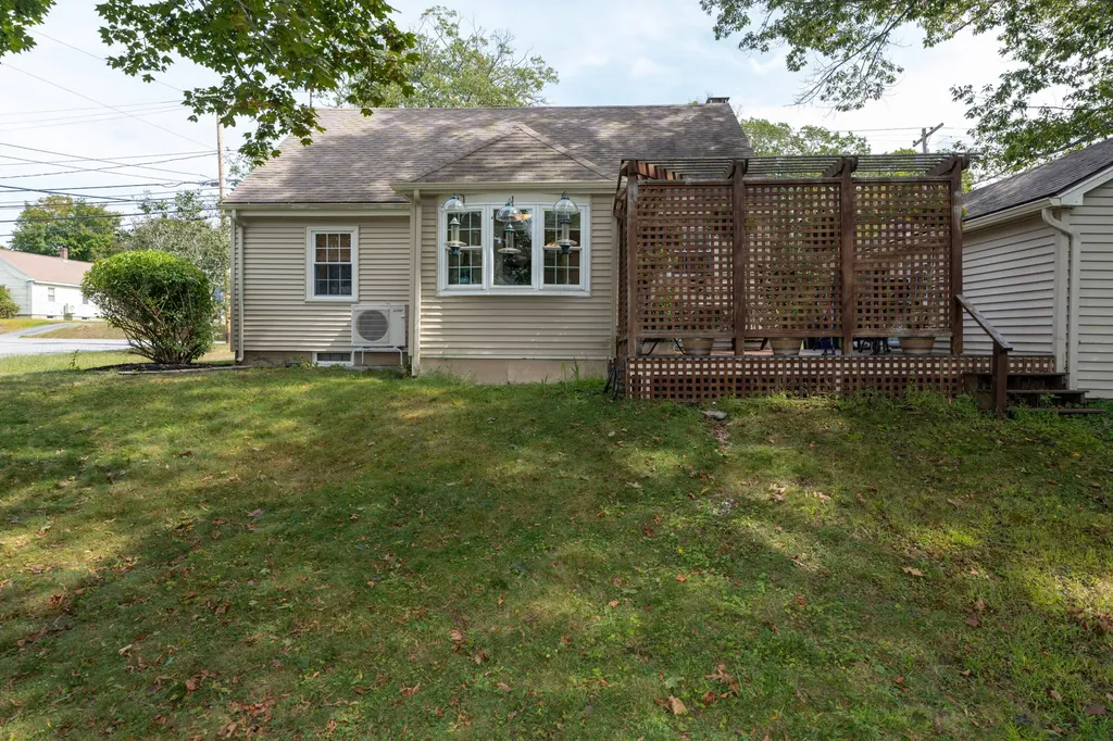 124 Westbrook Street South Portland ME 04106