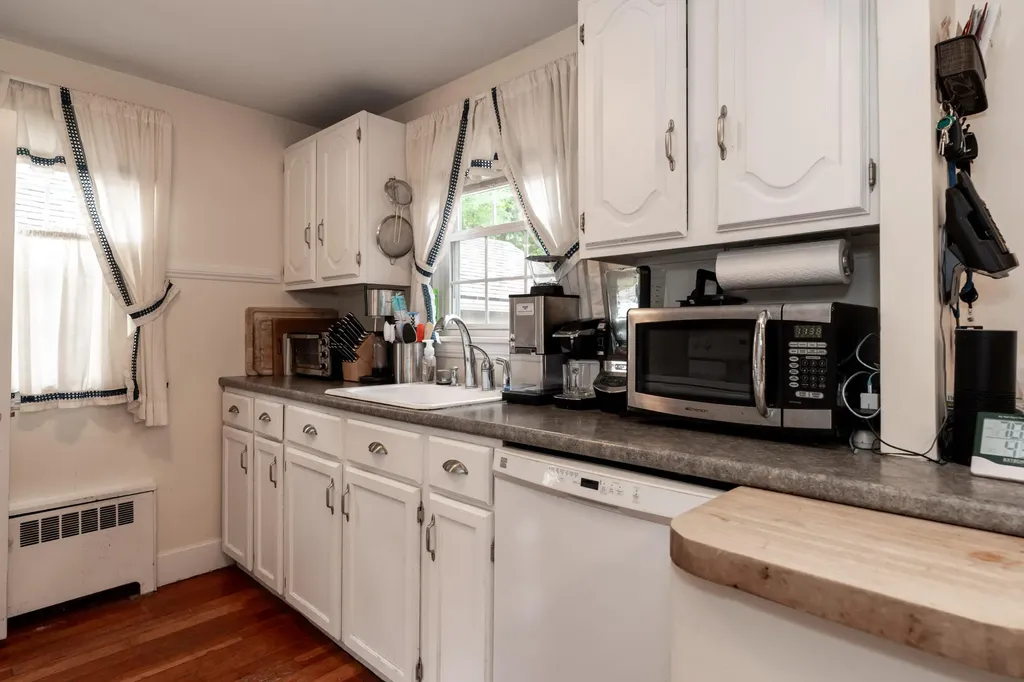 124 Westbrook Street South Portland ME 04106