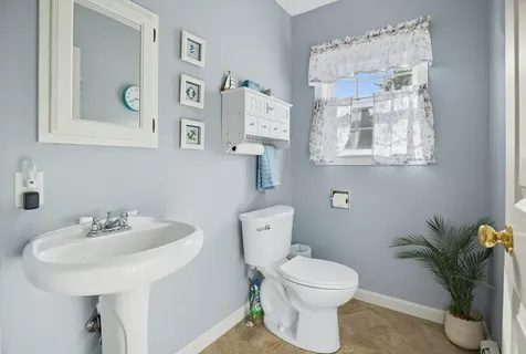 822 Woodman Hill Road Minot ME 04258