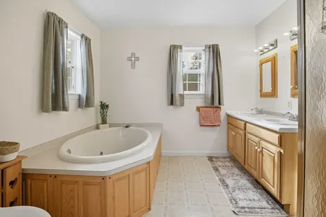 822 Woodman Hill Road Minot ME 04258