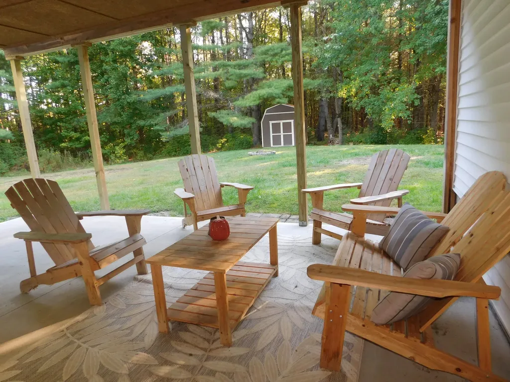 456 Main Road Charleston ME 04422