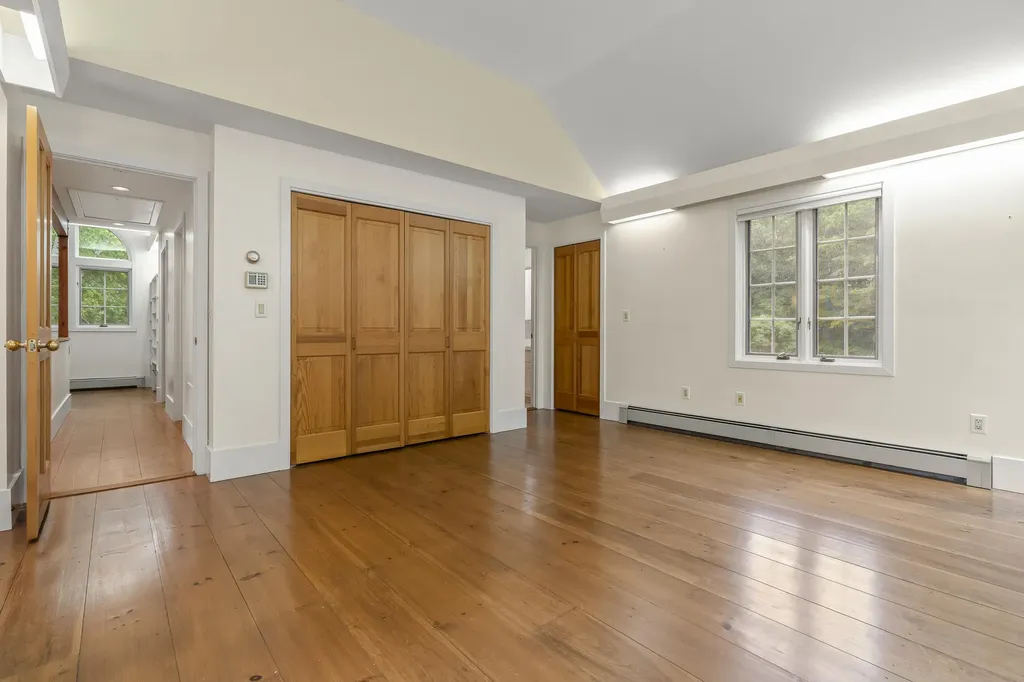 28 Orne Lane Cushing ME 04563