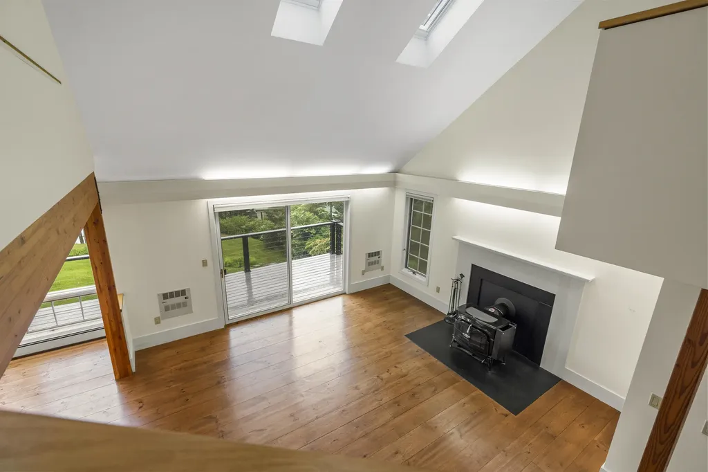28 Orne Lane Cushing ME 04563