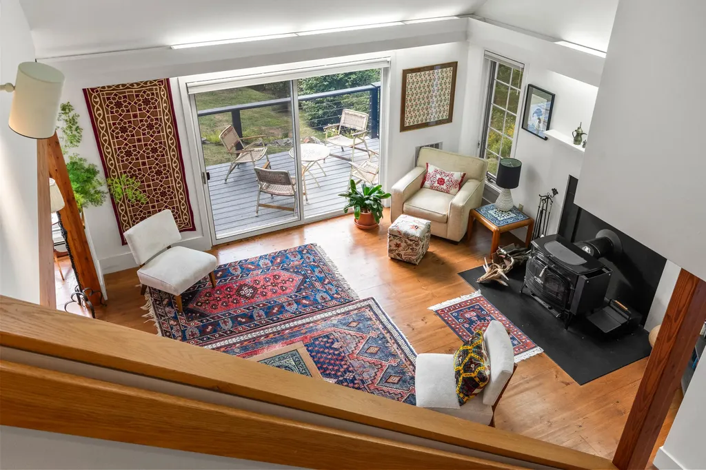 28 Orne Lane Cushing ME 04563