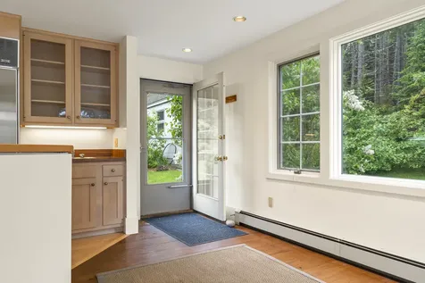 28 Orne Lane Cushing ME 04563