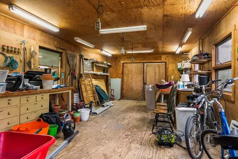 28 Orne Lane Cushing ME 04563