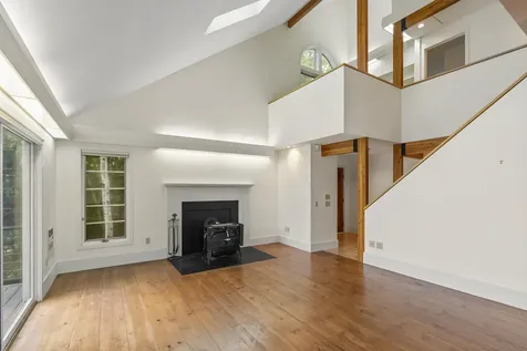 28 Orne Lane Cushing ME 04563