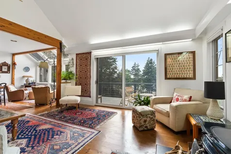 28 Orne Lane Cushing ME 04563