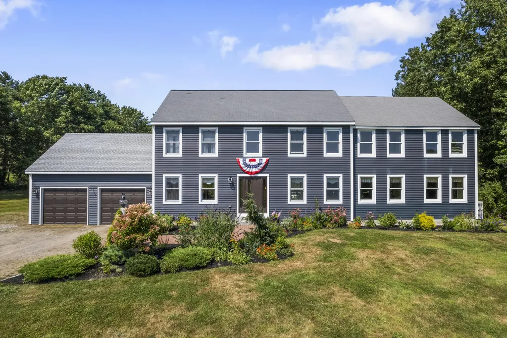 19 Dundee Road Gorham ME 04038
