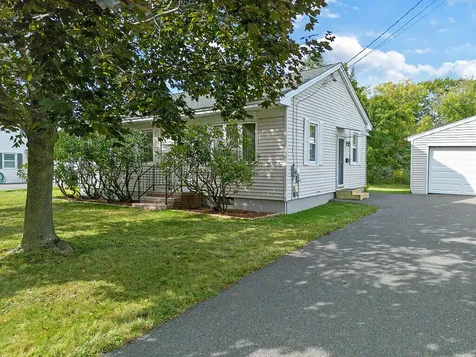 14 Marie Street Winslow ME 04901