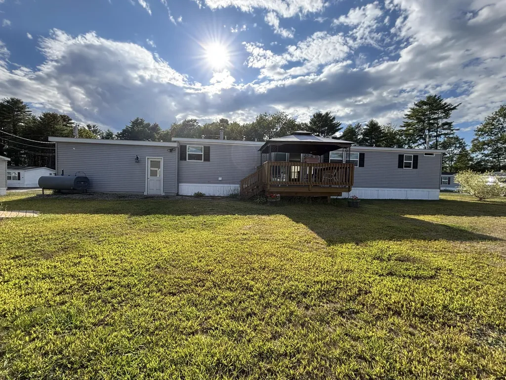 26 Stanley Drive Lisbon ME 04250