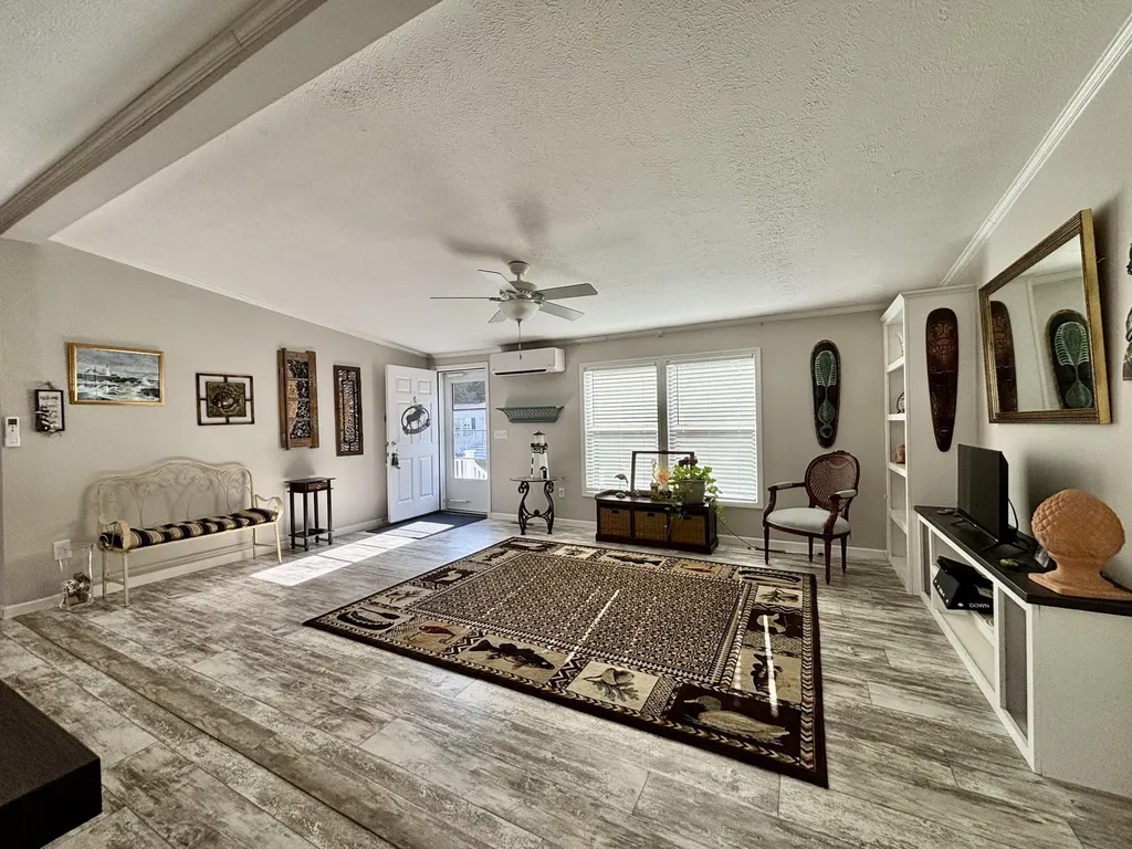 26 Stanley Drive Lisbon ME 04250