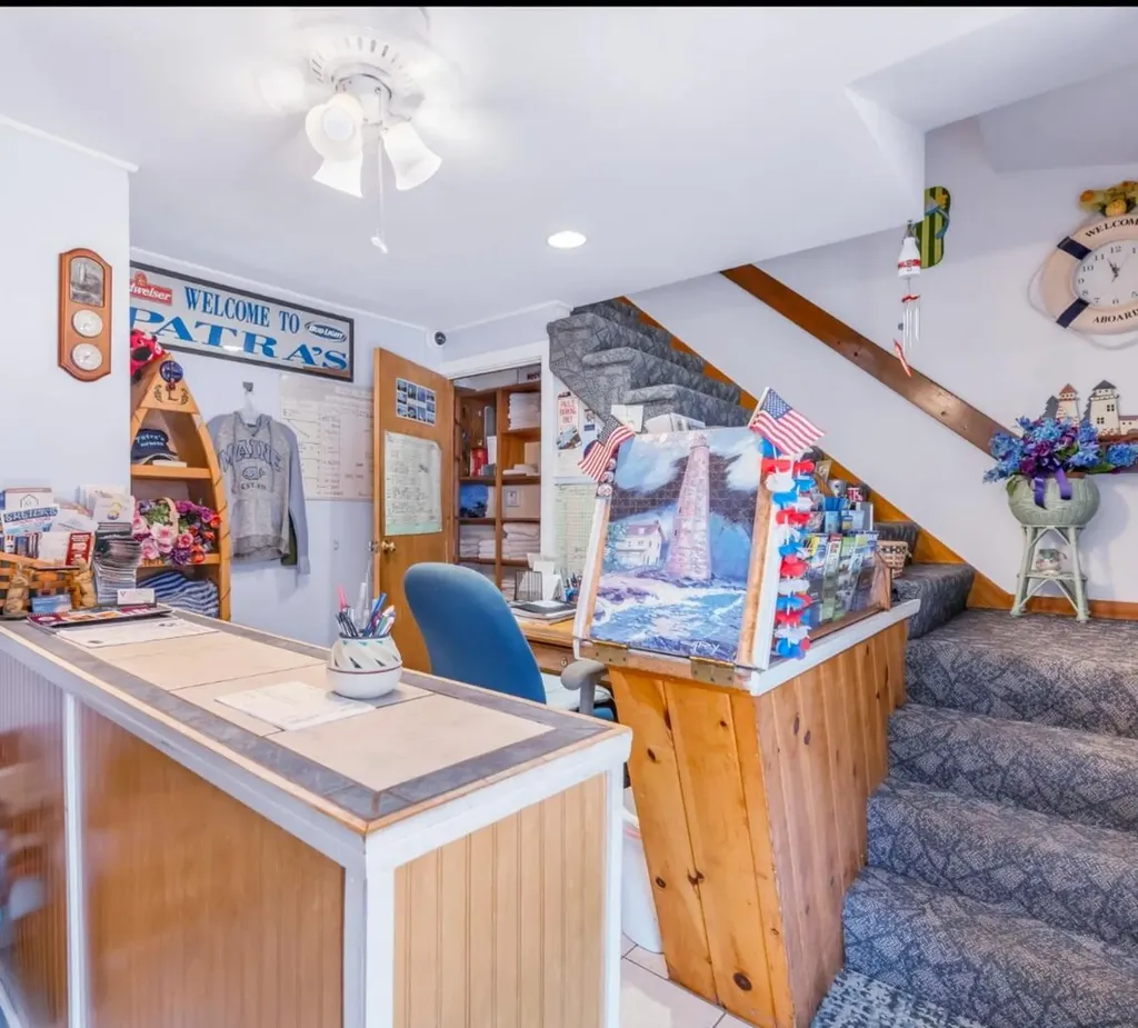 185 E Grand Avenue Old Orchard Beach ME 04064