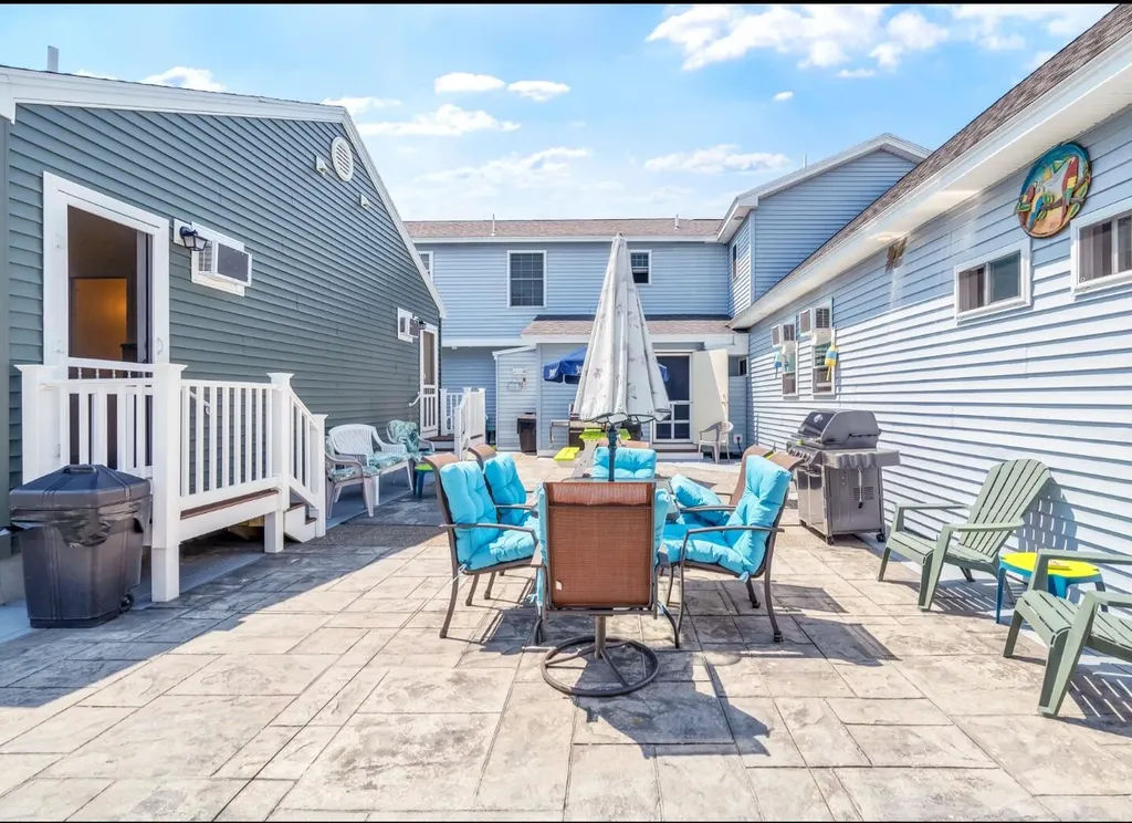 185 E Grand Avenue Old Orchard Beach ME 04064