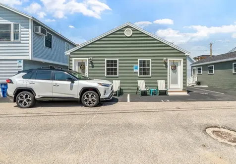 185 E Grand Avenue Old Orchard Beach ME 04064