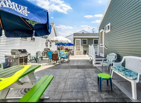 185 E Grand Avenue Old Orchard Beach ME 04064