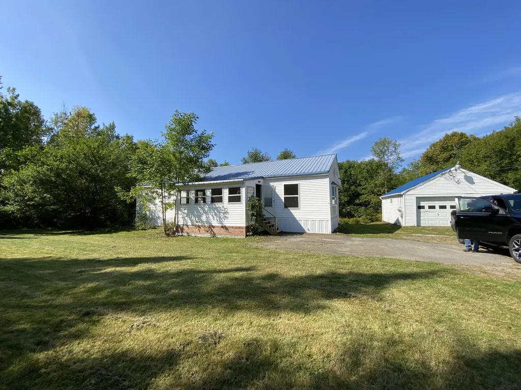 263 & 265 Stetson Road Corinna ME 04928
