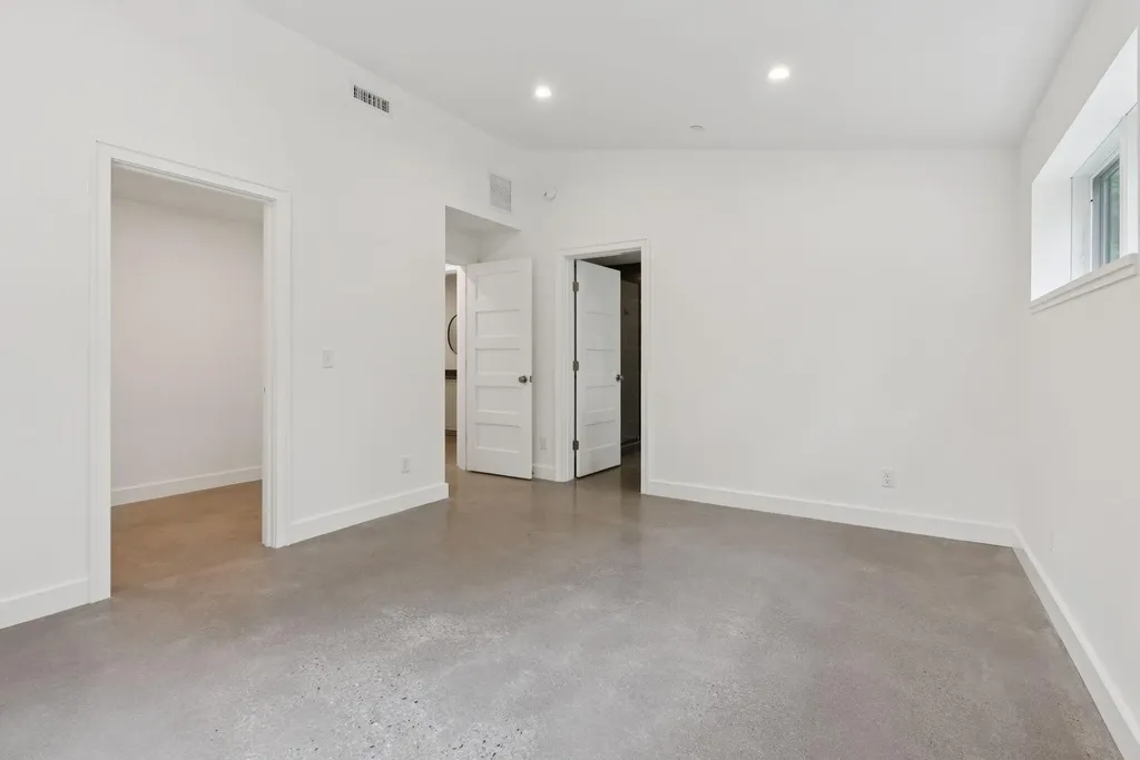 5 Mattie Lane Durham ME 04222