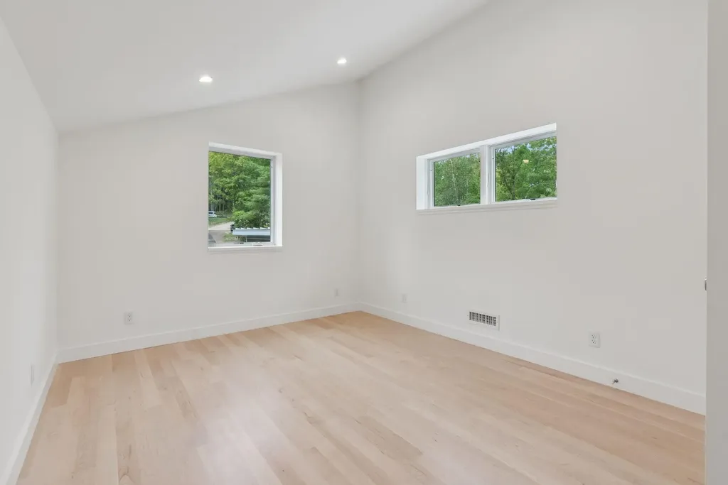 5 Mattie Lane Durham ME 04222