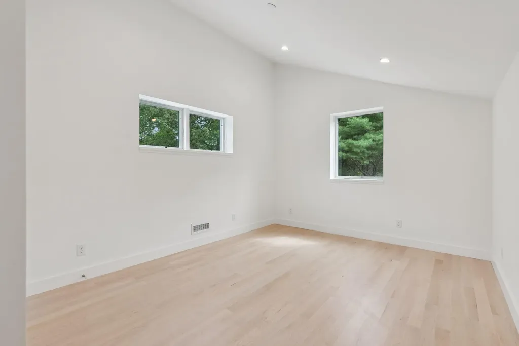5 Mattie Lane Durham ME 04222