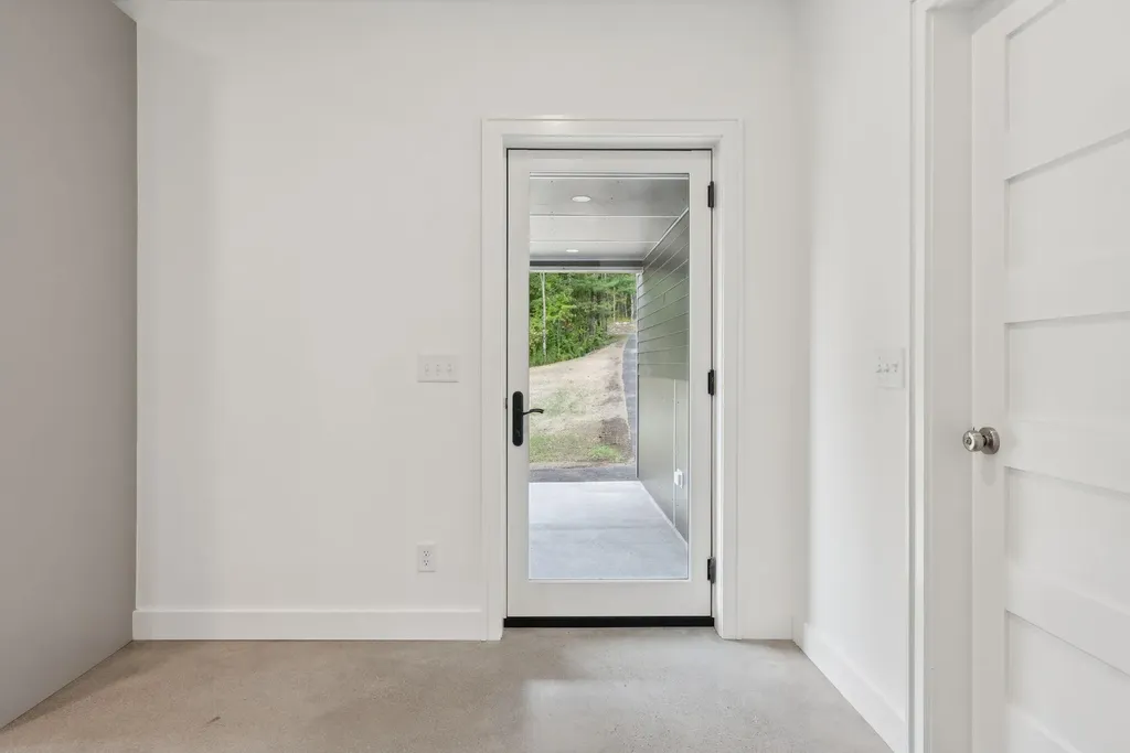 5 Mattie Lane Durham ME 04222