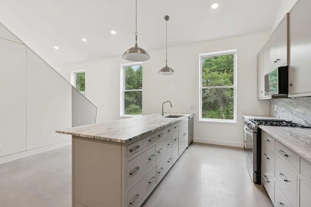 5 Mattie Lane Durham ME 04222