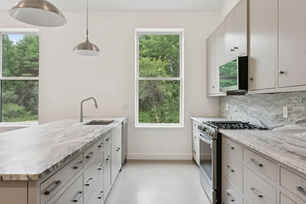 5 Mattie Lane Durham ME 04222