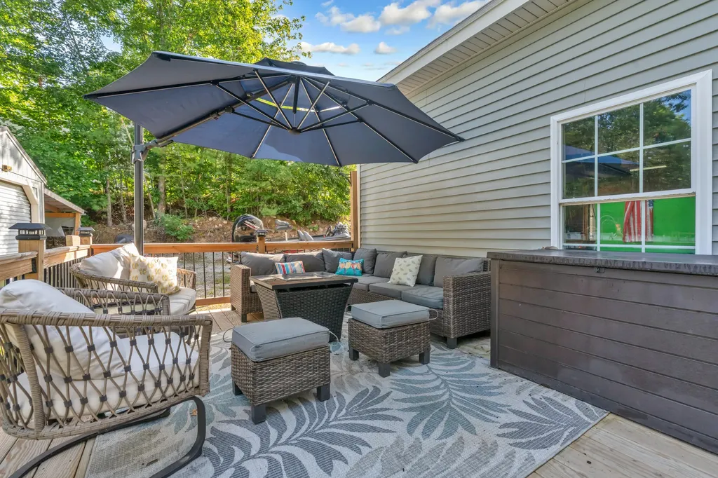 16 Danylle Drive Limington ME 04049