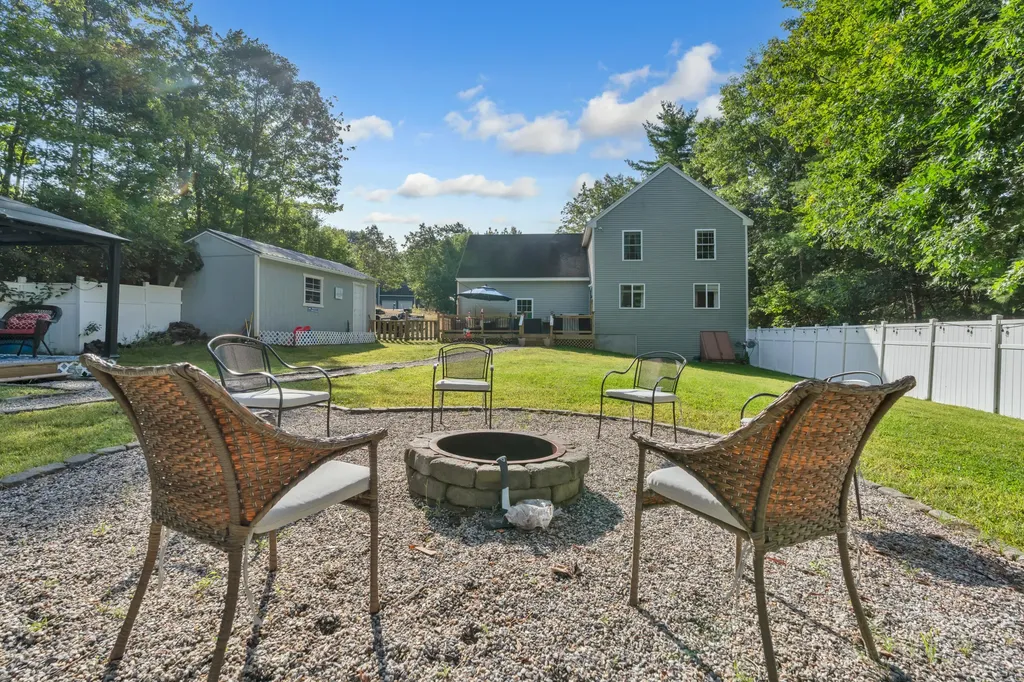 16 Danylle Drive Limington ME 04049