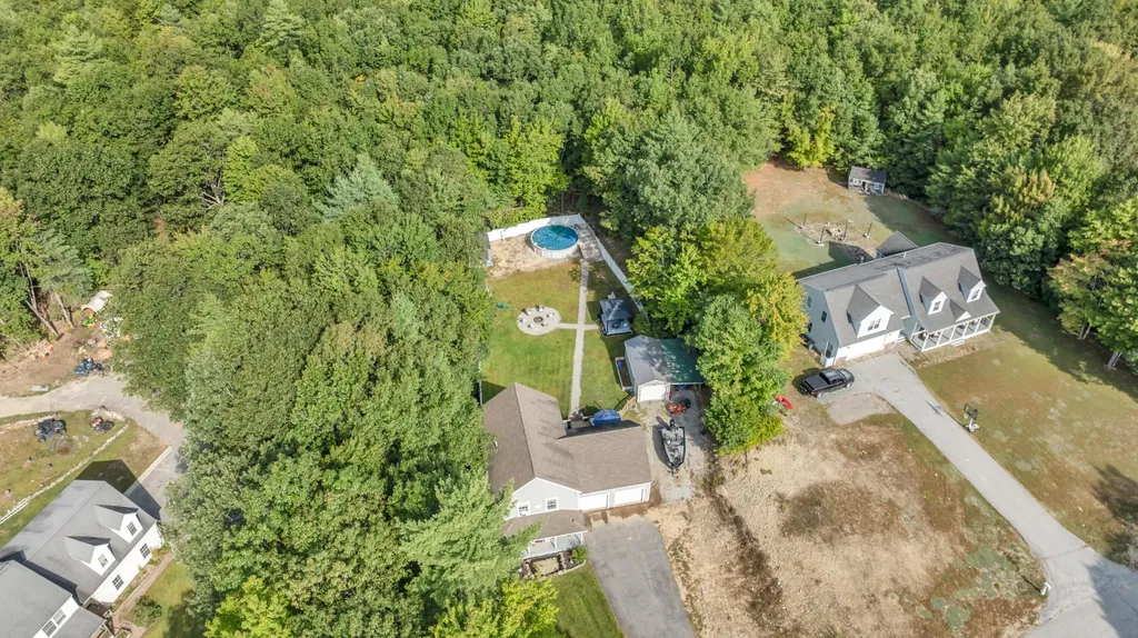 16 Danylle Drive Limington ME 04049