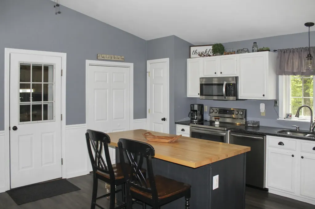 174 Raymond Hill Road Raymond ME 04071