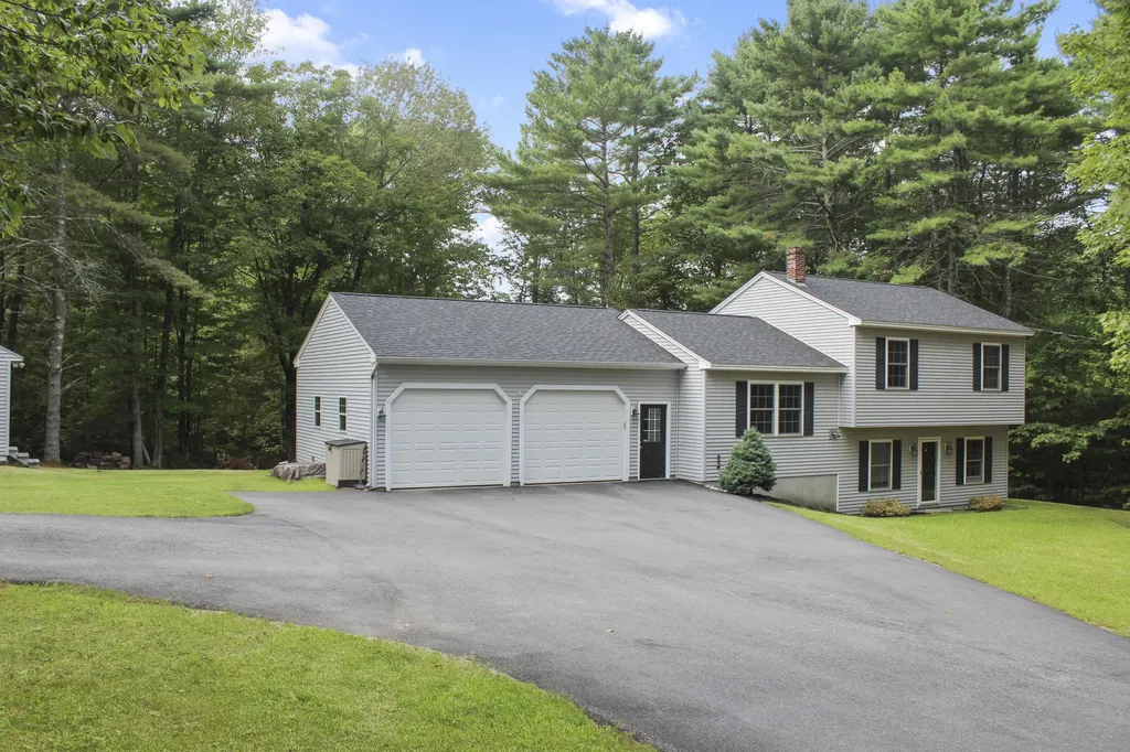 174 Raymond Hill Road Raymond ME 04071